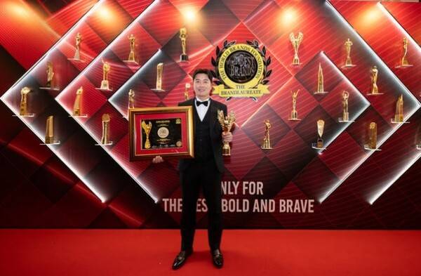 [공식발표] 韓 2호 초대형 경사! 무하마드 알리, 타이거 우즈, 리오넬 메시 등 세계적 인사가 누렸던 영광→이동국, 용인FC 디렉터가 이어받았다