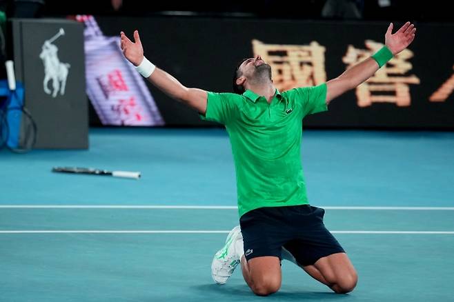 “아직 안 죽었다” 39세 조코비치의 ‘대반전’…1위 꺾으러 간다 ‘세기의 대결’ 성사