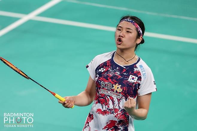 '제왕' 안세영 피해 간다… 세계 3위 탈환한 천위페이, '계산된 스퍼트' 나선 중국