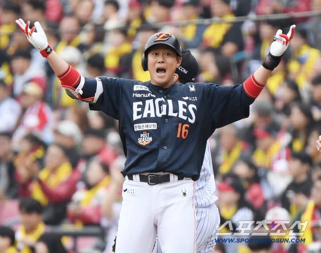 'FA 미아 → 1억원의 기적 → 신혼 만끽' 반전 또 반전, 하주석의 인생드라마 시즌2는 이제 시작 [인터뷰]