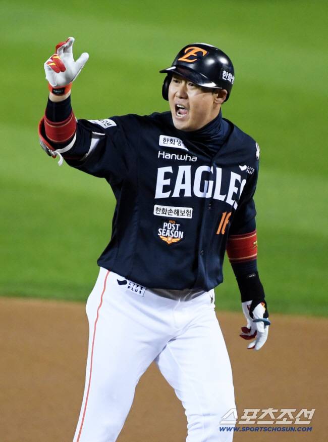 'FA 미아 → 1억원의 기적 → 신혼 만끽' 반전 또 반전, 하주석의 인생드라마 시즌2는 이제 시작 [인터뷰]