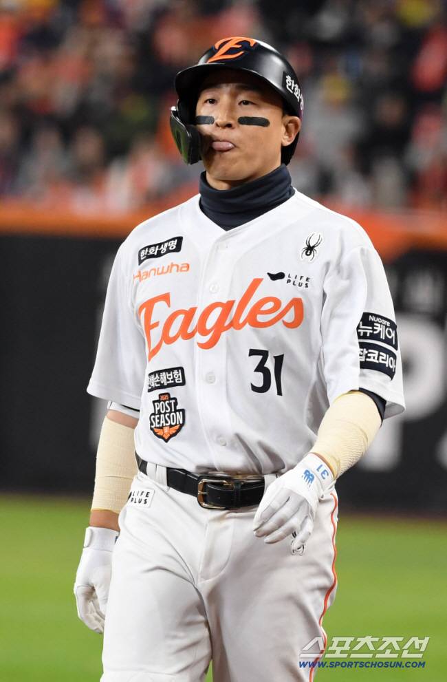 갈곳 잃은 손아섭, 한화는 3일전 '마지막 제안' 던졌다…손혁 단장