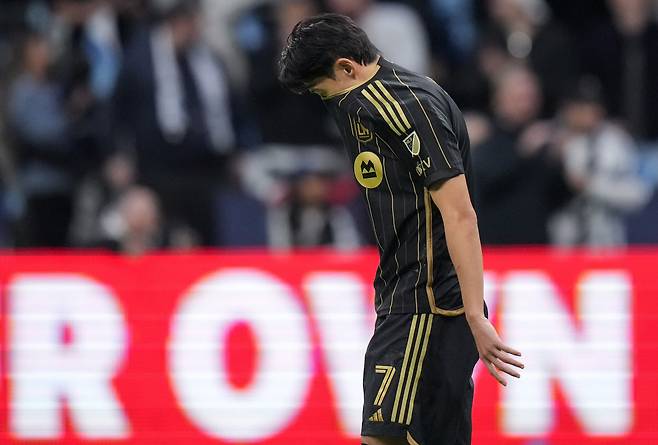 손흥민에게 새해부터 무슨 일이? 프리시즌 0분 출장...부상 공식발표는 없었는데, LAFC