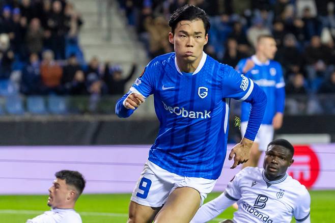 '홍명보호 초대형 호재' 차세대 공격수 오현규, EPL 입성 마지막 희망 살아나...스카이 스포츠