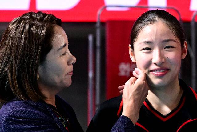 '부모님 볼 키스'에 '볼빨간 인쿠시', 진짜 '코리안드림'의 순간...꿈에 그리던 이 순간을 영원히 [유진형의 현장 1mm]