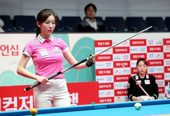 '당구여제 꺾은 차세대 스타' 정수빈, 준결승도 3-0 완승→데뷔 첫 결승 진출…상대는 '스롱·김보미 잡은' 임경진