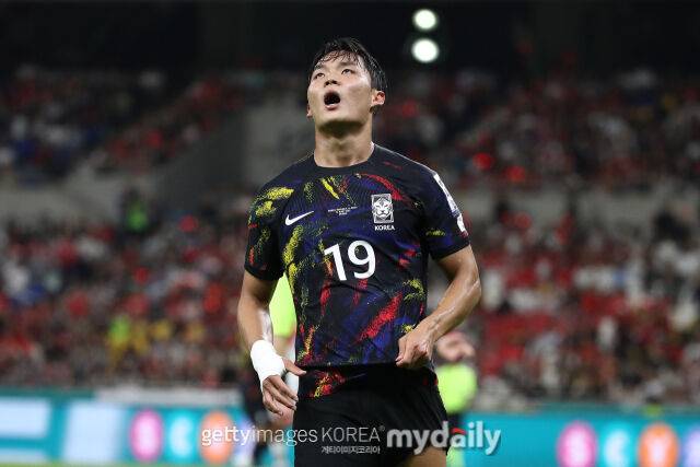 464억 이적에 합의했던 오현규에게 207억 터무니 없는 제안…'헹크, 단칼에 거절했다'