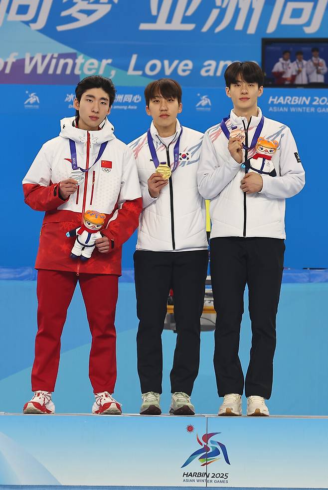 '한국이 버렸잖아' 중국 공항 마비시킬 정도…中 린샤오쥔, 전례 없는 국빈급 경호로 밀라노 출국