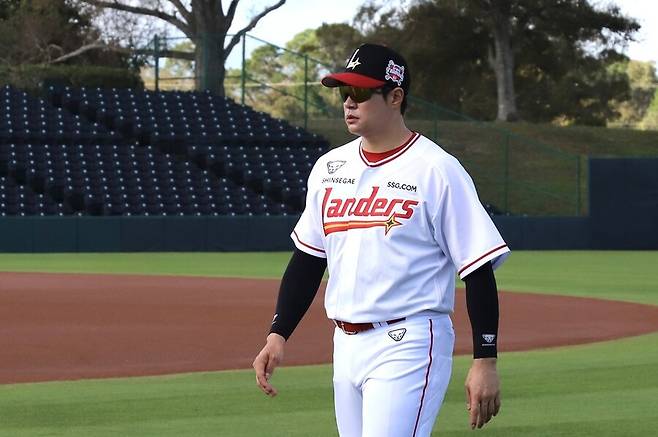 벌써 '김재환 효과' 보나, 새벽 6시부터 거포 유망주와 출근이라니…