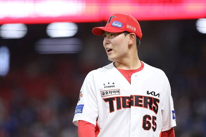 KIA는 신인왕급 대우를 해줬다… 모두가 놀란 연봉 수직 점프, 올해는 풀타임 필승조 간다