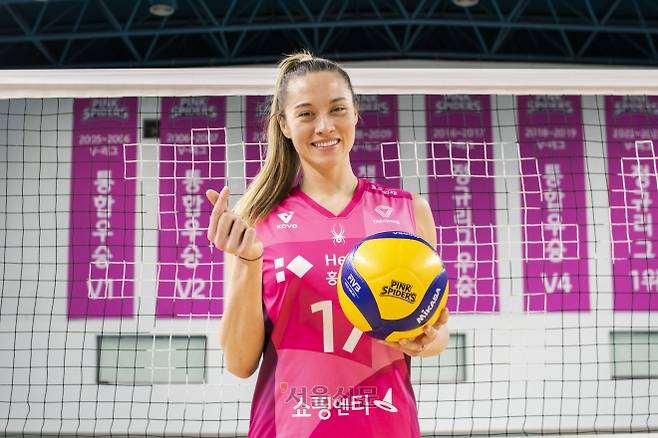 “쥑이네” 한국어 실력까지 쑥쑥 레베카…“흥국생명 우승 목표, 한국 국대도 되고 싶어요”