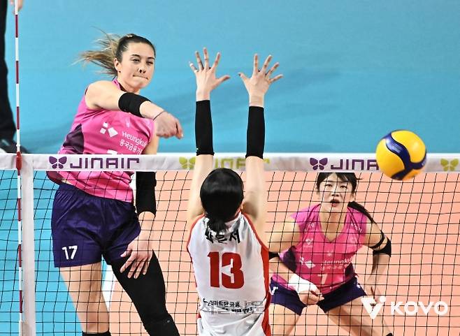 “쥑이네” 한국어 실력까지 쑥쑥 레베카…“흥국생명 우승 목표, 한국 국대도 되고 싶어요”