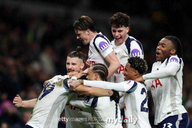 '토트넘 무시하고 자만한 대가 치렀다'…'EPL 선두 경쟁' 맨시티, 2-0→2-2 무승부에 혹평