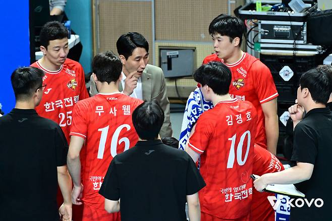 1승3패 열세도 극복→2위와 승점 4점 차…상승세 비결 '이 선수'에게 있다