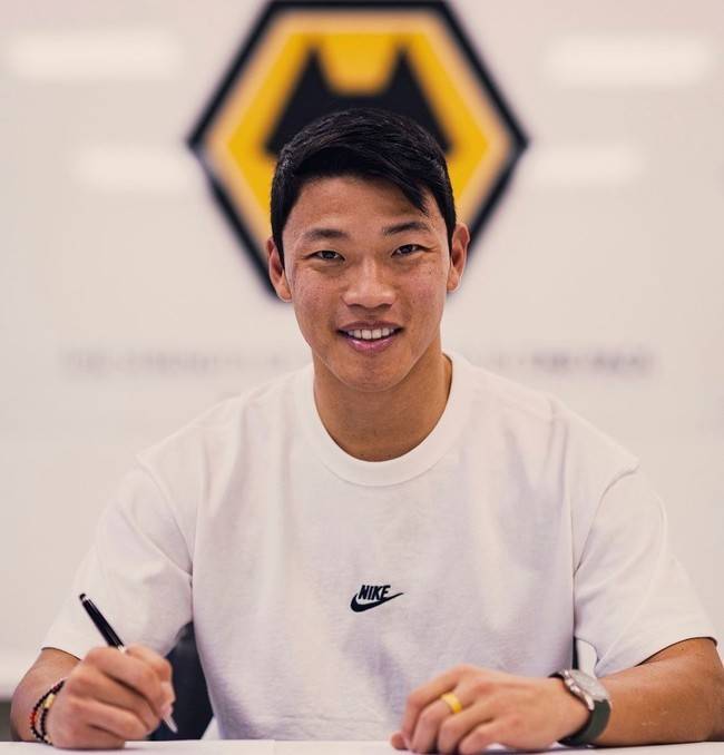 'HERE WE GO'→울버햄튼 설렌다...'PSV 이적 대신 잔류' 황희찬 새 파트너까지 온다