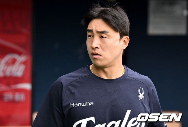‘FA 미아’ 손아섭, 왜 한화 제안 망설일까…설마 ‘은퇴’ 고민하나 “어린 선수들과 경쟁 버겁다고 느낄 때”
