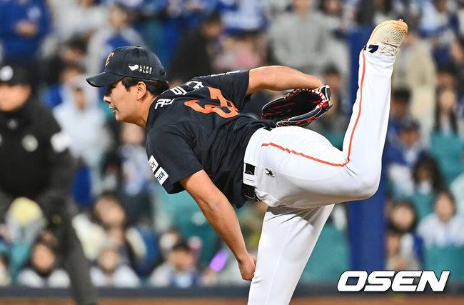 1년 전 찬사 가득했는데