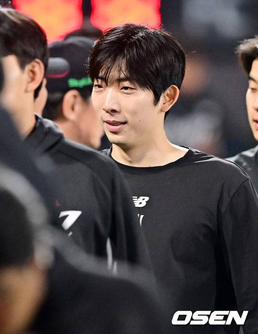 트레이드로 인생 바꿨다! 첫 10승→연봉 2억 돌파, 1차지명 대박 어떻게 가능했나 “장성우 선배 덕분, FA 계약 정말 원했다”