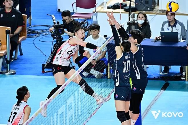 여자배구 '무서운 신인' 떴다…박여름, 첫 선발 출격서 18득점