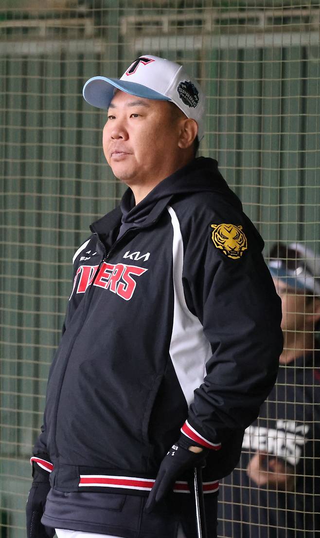 '와 칭찬일색' KIA 80억 공백, 진짜 2억으로 막나…