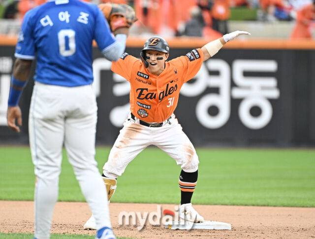 권희동 1.25억원→하주석 1.1억원→손아섭 1억원→강정호 말대로 자존심 버렸다, 한화에서 ‘대반전 부활 드라마’ 도전