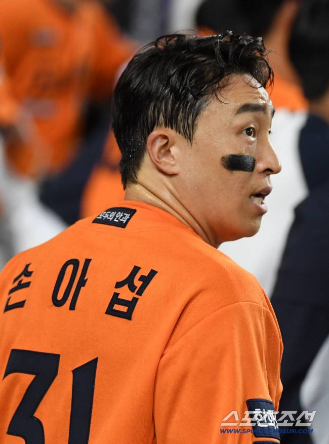 '사트 원한 팀은 있었다' 굴욕적인 1억 단년 계약…'역대 1위' 손아섭 이제 증명할 시간이다