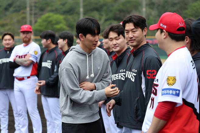 '아 한화에 뼈아픈 유출' KIA 이 선수로 달랜다…사령탑 눈도장 쾅