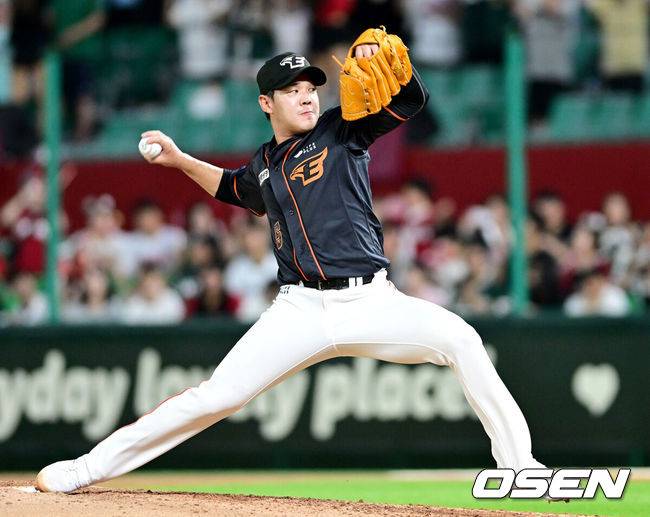 ‘삼성→방출→日 독립리그→한화→방출’ 32세 투수, 결국 은퇴 결심하다 “좋은 지도자로 도전하겠다”