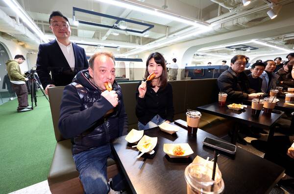 프로당구 ‘PBA 라운지’ 새로운 형태 당구장 출범…“세상에 없는 당구장 만들겠다”