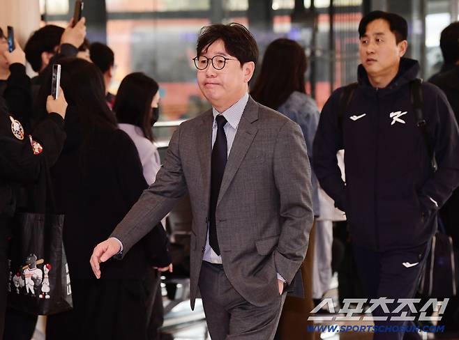 '일본전 지고 8강 진출 vs 일본전 이기고 조 3위' → 짓궂은 질문에 류지현 감독이 웃었다