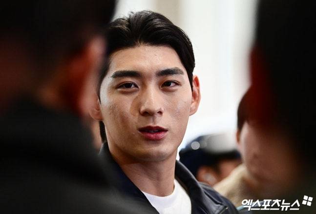 기자회견 끝나가는데, 류지현 감독 갑자기