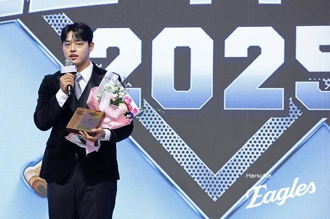 결국 '韓 대표팀 초대형 악재 터졌다' 캠프 도중 급거 귀국→WBC 출전 끝내 무산, '한화에서 이렇게 특별 관리했는데...'