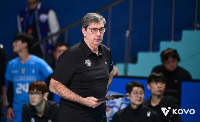 무기력한 패배, 1위팀 감독 일침