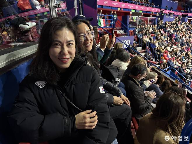 어린 딸 올림픽 반대했던 엄마…15년뒤 ‘태극 패딩’ 입고 밀라노 관중석에