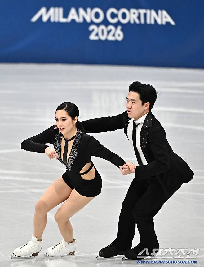 '중국 일본 다 제쳤다. 아시아 1위 등극' 올림픽 '첫 출전' 피겨 아이스댄스 7위 선전한 임해나-권예[밀라노 LIVE]