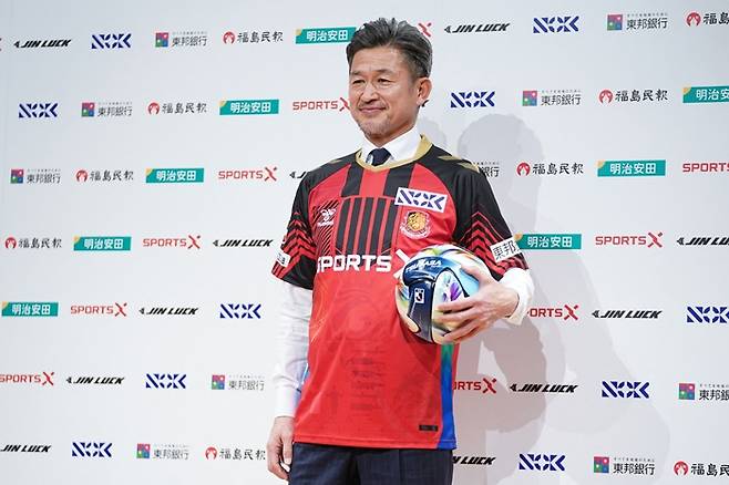 '日 한숨' 이제 PK도 놓친다, '환갑' 축구선수 좌절…