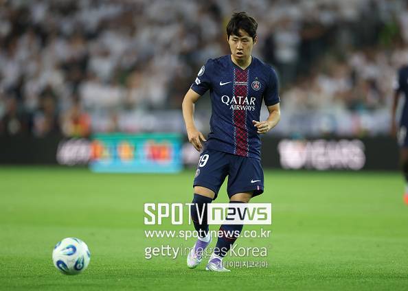 韓 축구 대형사고...빅클럽이 한국인에게 집착한다→