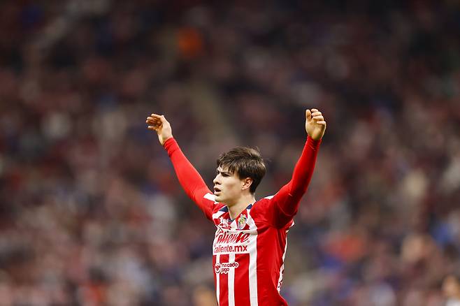 홍명보호 월드컵 초대형 변수, 멕시코 공격수 또 터졌다, 제2의 치차리토 등장...22경기 16골 대폭발+'EPL+AC밀란 베테랑까지'