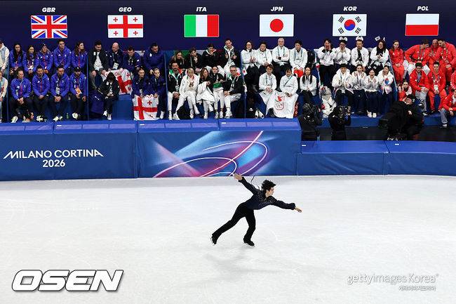 '평소 없던 실수가 하필 올림픽에서' 차준환, 올림픽 빙판서 고개 숙였다[2026 동계올림픽]