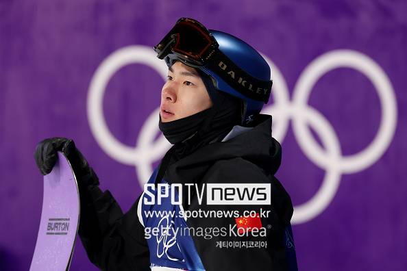 中 올림픽 대형사고 “중국 최초→쑤이밍 스노보드 빅이어 168.50점 동” 벌써 첫 메달 확보
