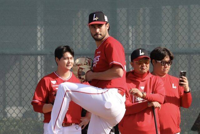 '어머니 나라 대표할 기회 아니었나' 155km 한국계 선수, 왜 WBC 출전 고사했을까