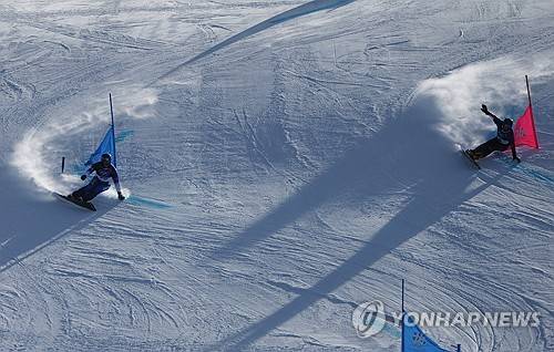 메달 적신호, 예선 6위 통과… 스노보드 이상호, 16강 진출[밀라노 올림픽]