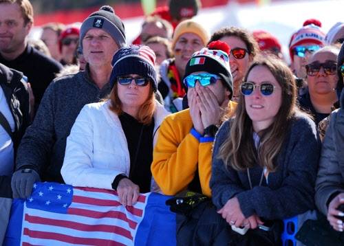 '스키여제' 린지 본, 활강 경기 도중 큰 사고...헬기로 병원 후송