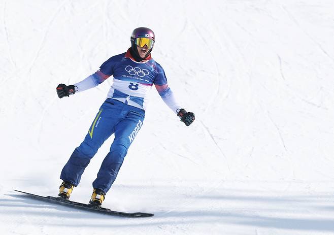 스노보드 김상겸, 은메달 확보 쾌거…한국 올림픽 400번째 메달 [밀라노 동계올림픽]