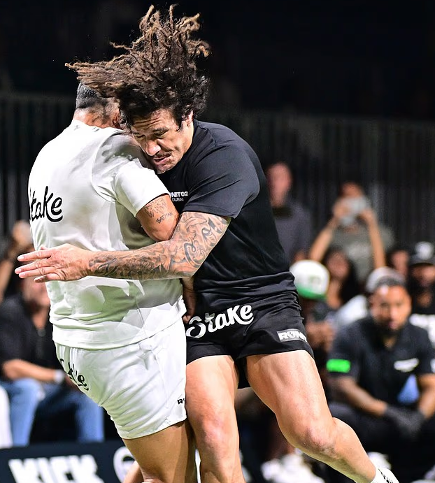 10대 소년이 죽는데, 이게 스포츠? 안전장비 없이 전속 질주→맨몸으로 '쾅'…소년 사망 부른 '죽음의 질주', 강행에 폐지 요구 빗발