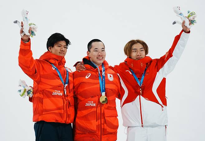 일본 금+은-중국 동