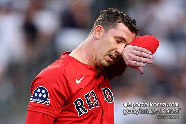 설마 FA 미아? 내년에는 한국행을 알아봐야 하나? 다저스 WS 우승 이끌었던 뷸러, 아직까지 팀을 찾지 못했다