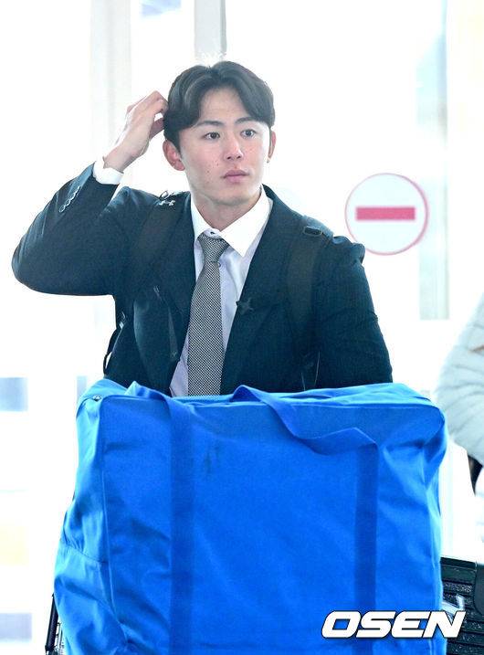 “불펜도, 마무리도 OK” 158km 던지는 포크볼러, 드디어 베일 벗는다