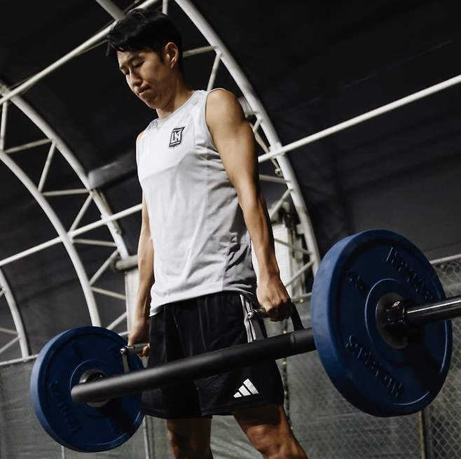 '이런 적 있었나' 손흥민 이례적 상황 직면...LAFC 소화한 프리시즌 5경기 모두 불참→개막전 돌입