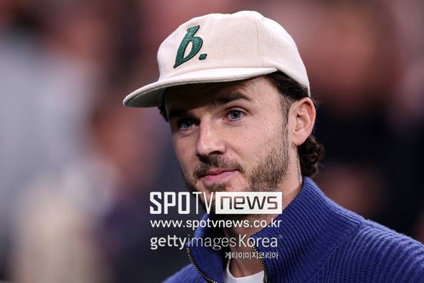 손흥민과 이별→한국에서 끔찍한 부상...1경기도 출전하지 못한 '차기 주장감', 로메로에 지친 팬들은 복귀 염원